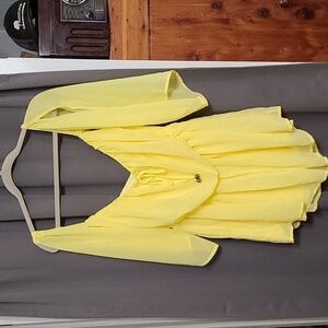 NWT HERS & MINE Yellow Romper Shorts Elastic Beachy Cruise Size L